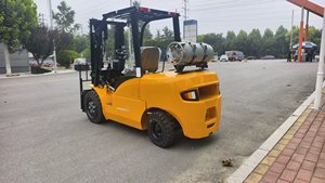 2톤 LPG 지게차, 가솔린 프로판 이중 연료, EPA/CE 인증, 창고용 몬타카르가 - Product Image 3