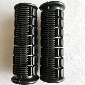 <span class=keywords><strong>17</strong></span> ans d'usine d'accessoires de machines agricoles ensemble de poignées en caoutchouc fabricant de pièces de cultivateur pièces de rechange de motoculteur - Product Image 2