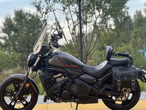 Moto de rue Kawasaki <span class=keywords><strong>Vulcan</strong></span> <span class=keywords><strong>S</strong></span> 650cc 4 temps Ergo-Fit avec démarrage électrique / fonction de démarrage au pied, durable - Product Image 6