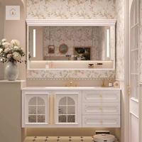 Meuble de salle de bain haut de gamme XINGRUO Elite de style français, vasque sur mesure pour hôtel, villa, appartement, modèle 3D prêt à l'emploi.
