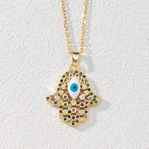 Collana di Lusso con Ciondolo Occhio di Allah, Placcata Oro 14k PVD, in Rame con Zirconi Intarsiati, a Forma di Cuore - Product Image 6