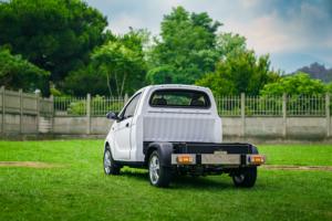 รถขนส่งไฟฟ้าขนาดเล็ก EPIC0 แชสซีลิเธียม รถยนต์ไฟฟ้าสำหรับการขนส่ง ภายในหุ้มหนังด้านซ้าย เหมาะสำหรับการใช้งานเชิงพาณิชย์เกือบทุกประเภท - Product Image 2