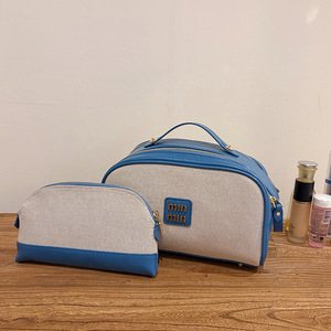 Bolsa de Maquillaje Multifuncional y Moderna, Bolsa de Aseo de PU Grueso Tipo Almohada, Portátil para Viajes, de Alta Estética, con Cierre y Diseño Geométrico - Product Image 6