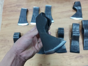 Testa di Ascia Nee Man Senza Manico, Ascia Artigianale in Acciaio al Carbonio, Tomahawk da Campeggio Stile Vichingo, Testa di Accetta Forgiata - Product Image 6