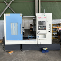 Tour CNC à lit incliné de petite taille, haute précision et haute vitesse, avec guidage linéaire, modèle TCK40
