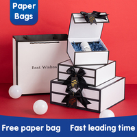 Coffret cadeau de Noël avec sac en papier gratuit, boîte d'emballage de luxe pour vêtements, ruban, nœud, fermeture magnétique, boîte cadeau pliable en carton