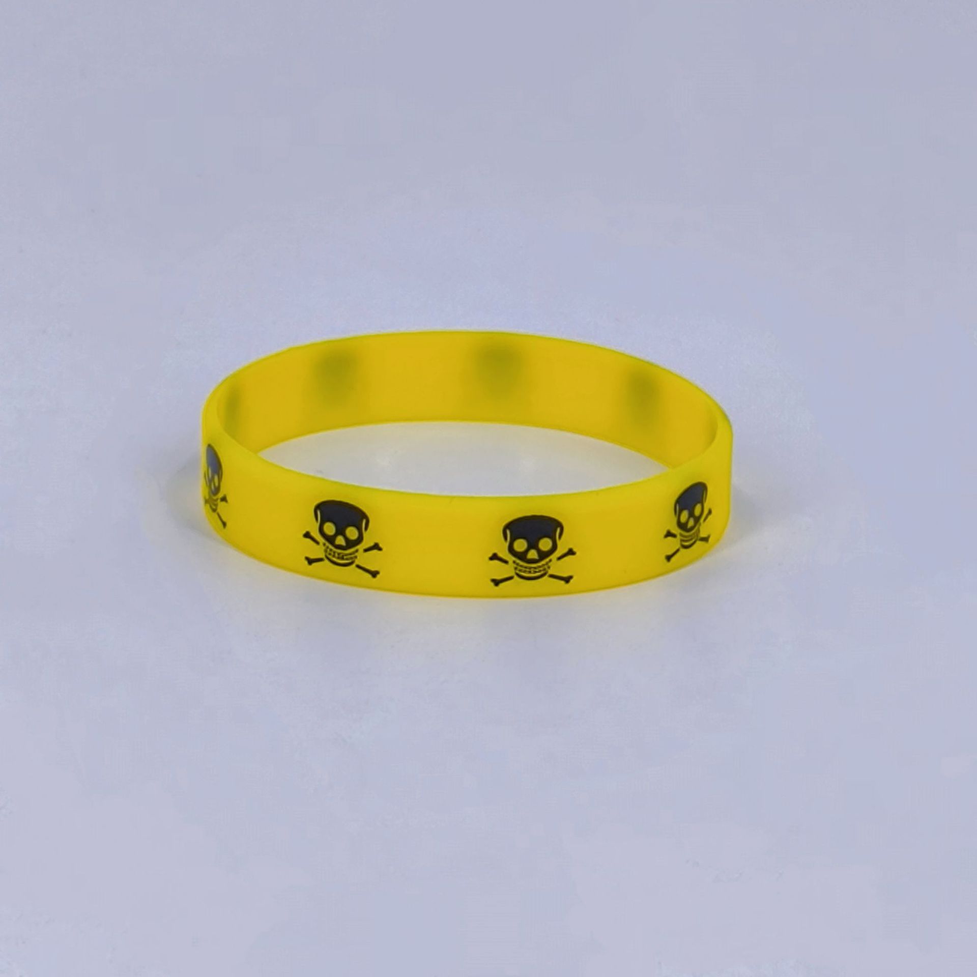 jaune
