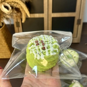 Jouet Squishy en Silicone de Qualité Alimentaire, Réplique de Pâton de Haricot Rouge à la Crème Matcha, Jouet Anti-Stress à Presser, Réplique Mignonne de Produit de Boulangerie, Cadeau - Product Image 4