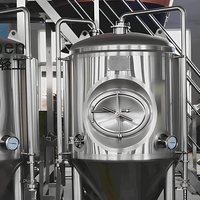 Équipement de distillation clé en main pour 1000 litres de vodka avec cuve de fermentation, générateur de vapeur et système de contrôle PLC