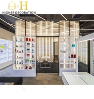 Armoire de rangement cosmétique en bois moderne peinte sur mesure pour usage commercial dans les salons de beauté et les supermarchés