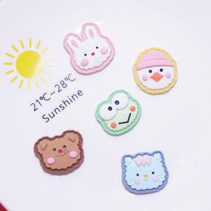 สติกเกอร์แม่เหล็กแบบกำหนดเอง PVC+ยางนิ่ม ของที่ระลึกแม่เหล็กติดตู้เย็นสำหรับเปิดเทอมสไตล์ร่วมสมัย - Product Image 1