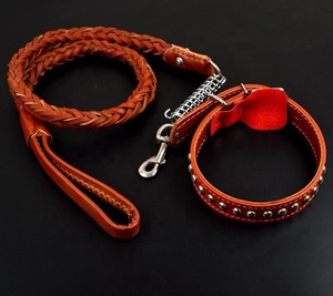 Ensemble de collier et laisse de <span class=keywords><strong>chien</strong></span> réfléchissant plus léger rembourré avec des colliers de <span class=keywords><strong>chien</strong></span> en cuir réglables respirants doux pour l'entraînement - Product Image 1