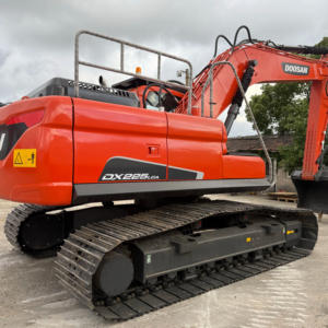 Excavatrice coréenne d'occasion, modèle original DOOSAN DX225, 25 tonnes, machine coréenne d'occasion en stock, en promotion, DOOSAN DX360 - Product Image 1