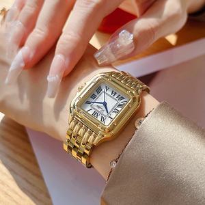 Orologio da <span class=keywords><strong>Donna</strong></span> di Lusso al Quarzo Scottie 9100 Nuovo Design Elegante e di Tendenza Impermeabile con Cinturino Quadrato in Acciaio Inossidabile <span class=keywords><strong>Oro</strong></span> <span class=keywords><strong>Giallo</strong></span> - Product Image 3