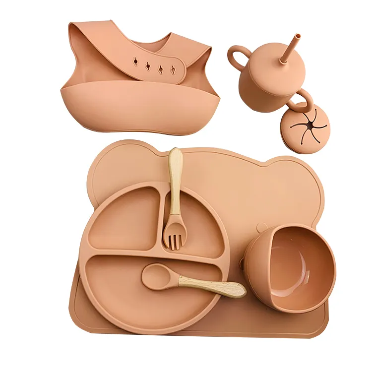 Vente chaude Produits Enfants Couverts Ensemble Cuillère Fourchette Assiette Bavoir Bébé Alimentation Soins Infirmiers Silicone Bébé Ventouse Bol 2024