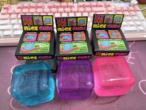 Nee Dohh Nice Cube, Juguete Antiestrés Súper Sólido y Blandito - <span class=keywords><strong>Cubo</strong></span> Sensorial para Niños y Adultos, 2.25 Pulgadas - Product Image 5