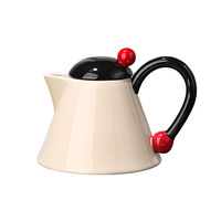 Théière en céramique résistante à la chaleur, style crème, pour eau froide, design nordique moderne, idéale pour mariage et cadeau de maison neuve