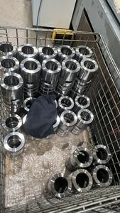 O disjuntor hidráulico do martelo da escavadeira do serviço do OEM parte a bucha superior inferior exterior interna - Product Image 6