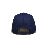 Casquette de golf personnalisée imperméable à 5 panneaux avec logo perforé découpé au laser