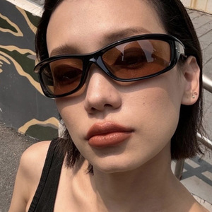 Lunettes de soleil de cyclisme Y2K tendance 2026 personnalisables avec logo, protection UV400, lunettes de sport irrégulières pour femmes et hommes - Product Image 2