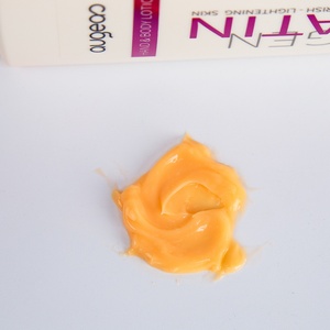 En stock 450ML Lotion corporelle éclaircissante et blanchissante au collagène et à la kératine - Product Image 2