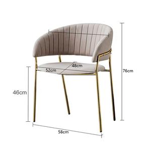 Sedia da Pranzo Imbottita Elegante Nordica con Finiture <span class=keywords><strong>Oro</strong></span>, Schienale Morbido, Braccioli per Soggiorno, Caffè, Ristorante in Tessuto Velluto Moderno Grigio Chiaro o <span class=keywords><strong>Rosa</strong></span> - Product Image 6