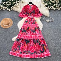 Gaun Maxi Motif Bunga V-Neck Boho Musim Panas dengan Lengan Mengembang, Renda, Berlapis, dan Berikat Pinggang untuk Liburan Santai