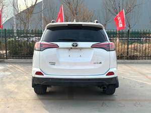 Toyota <span class=keywords><strong>RAV4</strong></span> 2.0 Fengshang 2WD CVT Automático Usado 2016, SUV Japonés de Segunda Mano, Asientos de Cuero, Techo Solar Compacto Popular, LED - Product Image 3