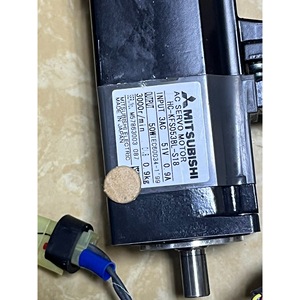 Accesorios de Control Industrial Universales, Motor de Robot HC-KFS053BL-S18 para Mantenimiento de Equipos Automatizados - Product Image 3