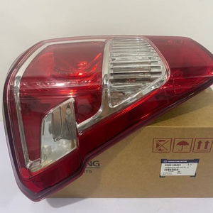 Pièces détachées automobiles standard Oe, feux arrière <span class=keywords><strong>de</strong></span> voiture, feux <span class=keywords><strong>de</strong></span> freinage 8360138001 8360238001 pour SSANGYONG <span class=keywords><strong>MUSSO</strong></span> SPORTS - Product Image 2