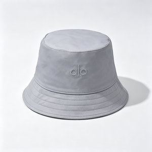Chapeau Bob Unisexe Gris avec Logo Brodé en 3D - Protection UV UPF 50+ pour Voyages et Activités de Plein Air (Style Image) - Product Image 5
