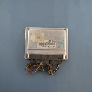 Módulo de Control ECU de <span class=keywords><strong>Segunda</strong></span> <span class=keywords><strong>Mano</strong></span> Desmontado para Automóvil, Placa de Computadora de Motor X5 Usada DME7532675 para Serie 5 520 530 Serie 3 320 <span class=keywords><strong>330</strong></span> - Product Image 3