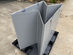 แท่นวางพลาสติก HDPE ขนาด1300*1140มม. และฝาปิดสำหรับกล่องพาเลทที่เก็บของแบบสี่ช่อง - Product Image 6