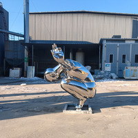 Sculpture moderne de plongeur en acier inoxydable poli miroir, statue de sportif pour piscine et parc