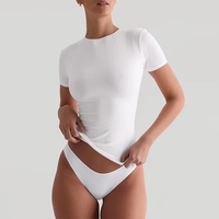 Vente en gros de vêtements de détente pour femmes-Spandex à séchage rapide-T-Shirt à manches courtes de couleur unie-Logo personnalisé-Causal Crop Tops