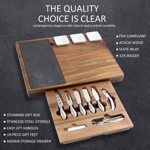 Ensemble cadeau de planche à charcuterie en bois d'acacia de 19 pièces, planche à fromage personnalisée gravée sur mesure et ensemble de couteaux pour mariage, fête - Product Image 4