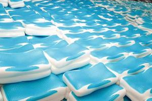 Gel Bộ Nhớ Bọt Gối 980G Khuôn 650G Gel Pad 100% Polyurethane OEM 60 Cổ Hình Chữ Nhật Rắn Màu Xanh 25 Ngày 1.5-2Kg Bộ Nhớ Bọt - Product Image 5