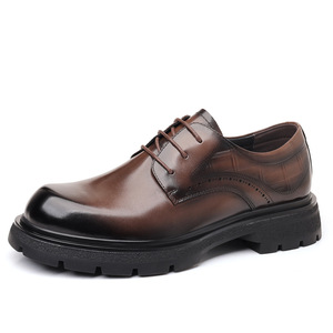 Chaussures de marche décontractées pour hommes de style business, en cuir véritable, adaptées aux rassemblements et aux occasions professionnelles - Product Image 1