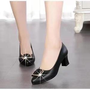 <span class=keywords><strong>Scarpe</strong></span> da <span class=keywords><strong>Donna</strong></span> per la Festa della Mamma, <span class=keywords><strong>Scarpe</strong></span> con <span class=keywords><strong>Tacco</strong></span> Alto, Nuova Collezione Primavera 2026, <span class=keywords><strong>Scarpe</strong></span> con <span class=keywords><strong>Tacco</strong></span> <span class=keywords><strong>Medio</strong></span> per Donne di Mezza Età e Anziane - Product Image 5