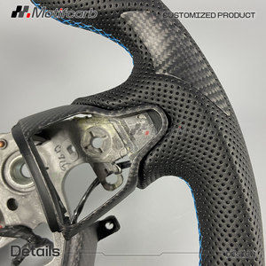 Volante de Fibra de Carbono Mate Personalizado con Franja Azul para Elantra N I20N I30N N-line N-Series 2018-2026 - Product Image 5