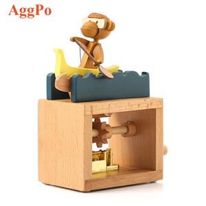 Venta caliente caja de música de madera creativa canción de cuerda hecha a mano para cumpleaños Navidad regalo del Día de los niños - Product Image 2