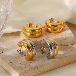 Pendientes de Aro Gruesos en Forma de C de Doble Capa con Círculos Mixtos de Acero Inoxidable Chapado en Oro de 18K, No se Deslustran, Venta al por Mayor, Joyería para Mujer - Product Image 1