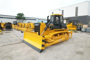 Bulldozer Sinomach Changlin 160 CV avec ripper à pelle en U et équipement de construction avancé - Product Image 4