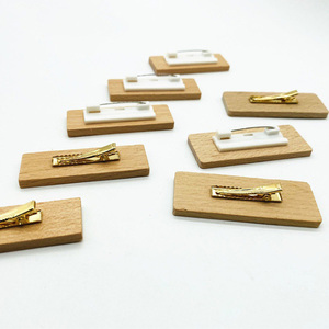 Logotipo personalizado de madera en blanco nombre etiqueta <span class=keywords><strong>pin</strong></span> ID insignias titular - Product Image 6