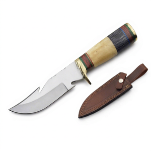 Herramienta utilitaria artesanal de acero satinado con gancho para deshuesar, mango de hueso y madera - Product Image 1