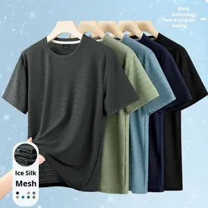 Novedad de verano, camiseta informal de Color sólido para hombre, camiseta de media manga de seda helada transpirable de secado rápido, camisetas deportivas de malla de punto para hombre - Product Image 1