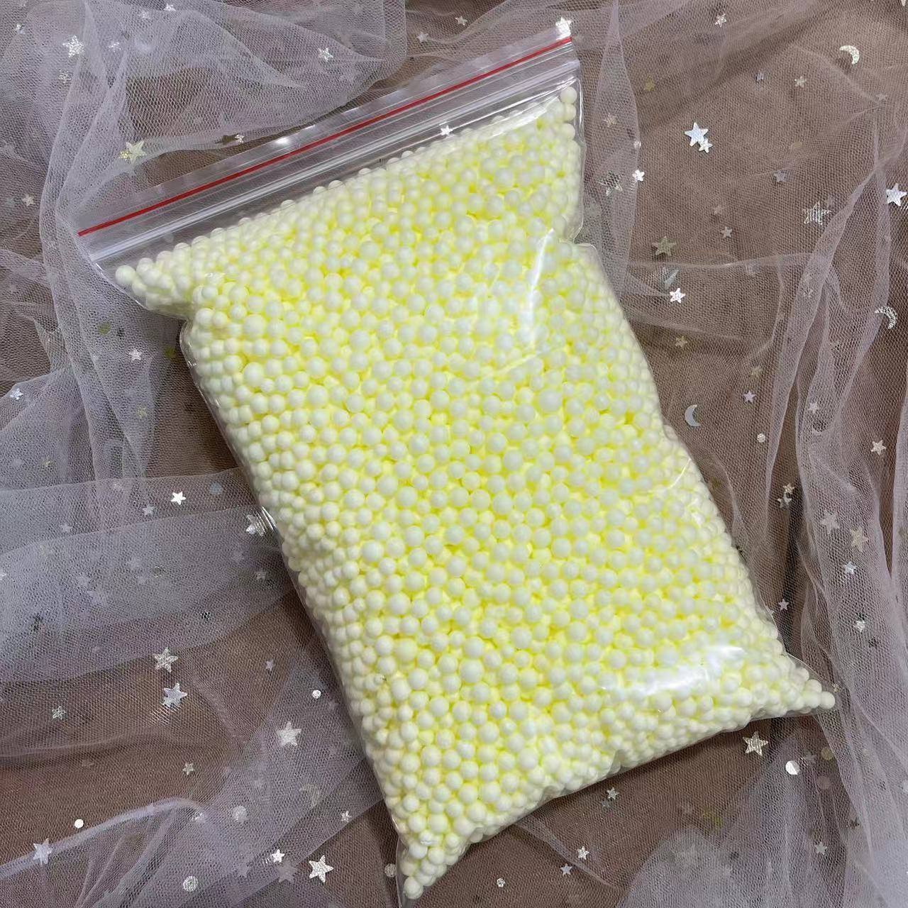 Jaune vif (diamètre 4-6 mm)