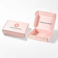Boîte d'expédition portable personnalisée en carton ondulé avec finition vernie et poignée pour emballage cadeau et artisanat, en matériau recyclé