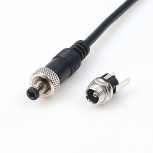 Enchufe macho DC5.5x2.5mm con manguito roscado para abrir cable con enchufe roscado hembra Kit <span class=keywords><strong>de</strong></span> cable <span class=keywords><strong>de</strong></span> alimentación - Product Image 2