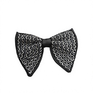 Corbata de Moño Ajustable de Lujo Hecha a Mano con Bordado de Mariposa para Bodas y Fiestas - Product Image 1